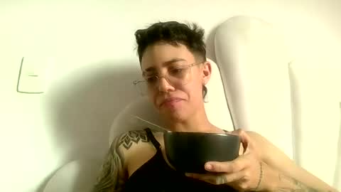 Eva cute online show from August 5, 1:50 pm