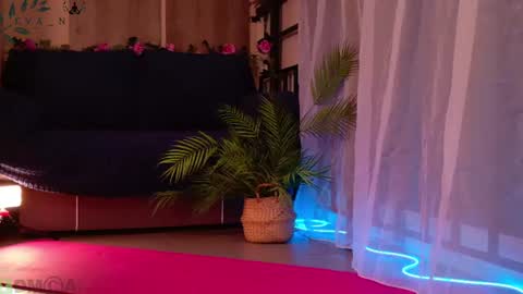 Eva online show from June 21, 8:02 pm