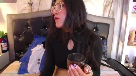 Snapshot of eva_notty_ chatting on February 20, 1:30 pm Eva Notty online show from February 20, 1:30 pm