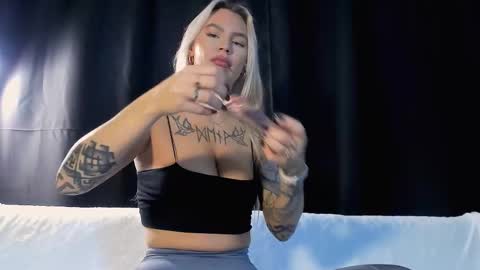 Eva online show from November 2, 7:12 am