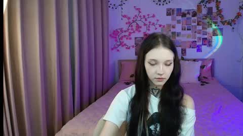 evaasilence online show from March 1, 12:16 pm