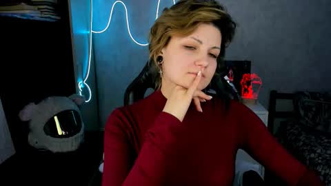 Eva Brownie online show from December 15, 4:34 pm