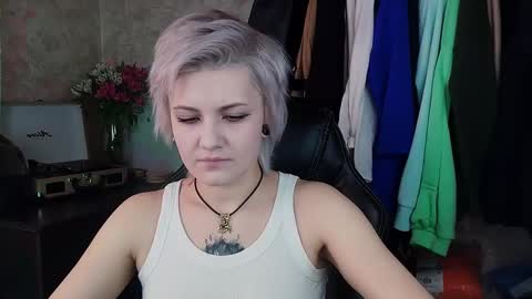Snapshot of evabrownie chatting on February 12, 9:52 am Eva Brownie online show from February 12, 9:52 am