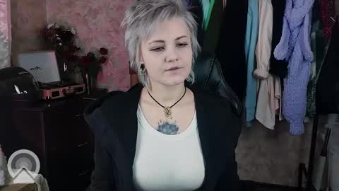 Snapshot of evabrownie chatting on January 28, 12:32 pm Eva Brownie online show from January 28, 12:32 pm