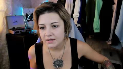Snapshot of evabrownie chatting on September 20, 10:46 am Eva Brownie online show from September 20, 10:46 am