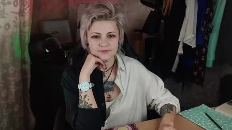 Snapshot of evabrownie chatting on March 7, 10:02 am Eva Brownie online show from March 7, 10:02 am