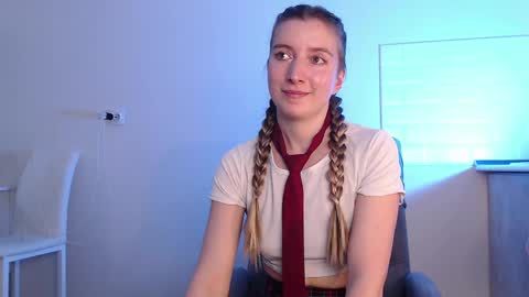 Eva online show from May 6, 4:16 am