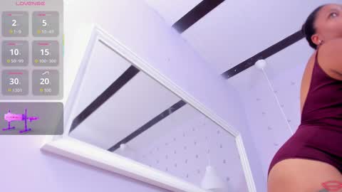 evahalston online show from October 6, 1:11 am