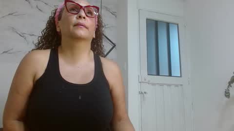 Eva Mills online show from October 26, 5:08 pm