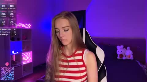 Eva online show from July 28, 7:39 pm