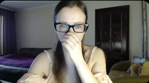 YourMistress online show from March 6, 8:30 am