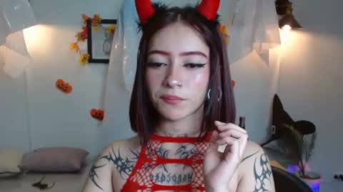 Snapshot of evanss_lx chatting on October 18, 1:25 pm Evanssa lx online show from October 18, 1:25 pm
