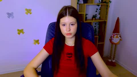 EvaOnyx online show from February 18, 11:20 am