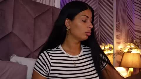 EvaRhea online show from May 27, 2:52 am