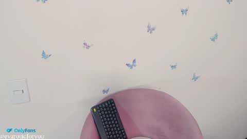 Eva online show from June 23, 11:36 pm