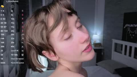 Eva online show from March 7, 7:32 pm