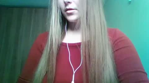 evasapples2026 online show from February 20, 7:58 pm