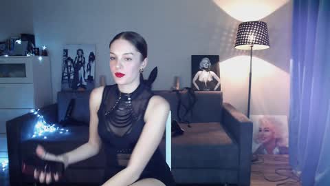 Snapshot of evatequila chatting on December 10, 4:17 pm Eva online show from December 10, 4:17 pm