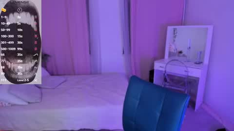      online show from April 28, 9:51 pm