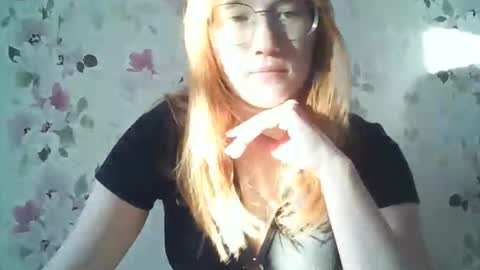 Evelina online show from March 1, 2:28 pm