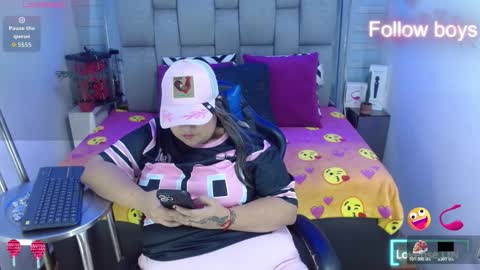 evelin zaens online show from November 1, 6:28 am