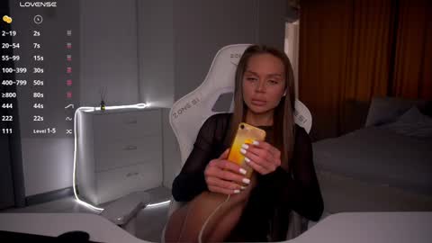 Evelina online show from April 23, 12:29 pm