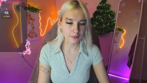 Evelina online show from January 14, 2:05 am