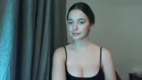 EvelinaMagnetic online show from April 19, 6:10 pm