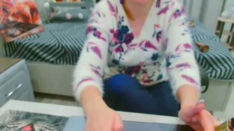 evelove online show from April 3, 4:38 pm