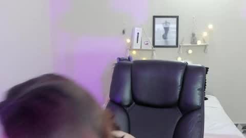 Evelyn online show from May 5, 12:41 pm