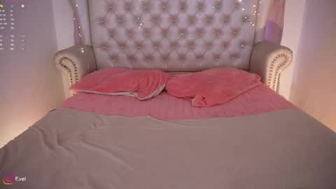 evelyn evelyn online show from February 21, 5:46 pm