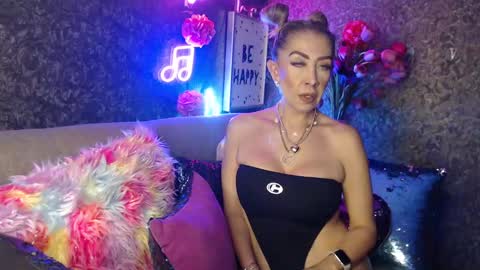 EvelynaGrey online show from January 18, 3:09 am