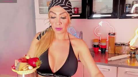 EvelynaGrey online show from March 15, 4:36 am