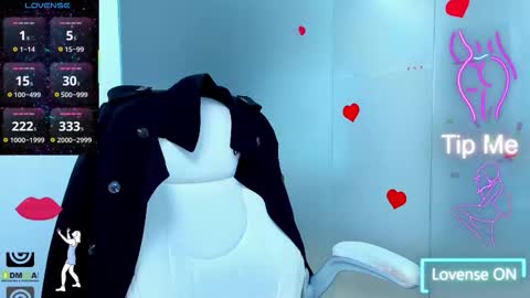 evelyne_rose online show from December 2, 5:53 am