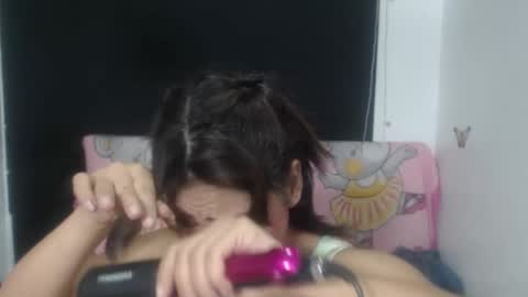 Evelyne online show from April 13, 3:19 am