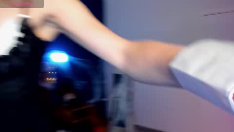 Evelyn online show from October 26, 2:07 am