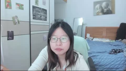 Snapshot of everhigh chatting on October 2, 9:47 am Coco online show from October 2, 9:47 am