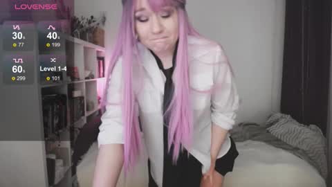 Snapshot of eviecuster chatting on October 9, 7:40 pm Im gonna be on in 2 hours online show from October 9, 7:40 pm