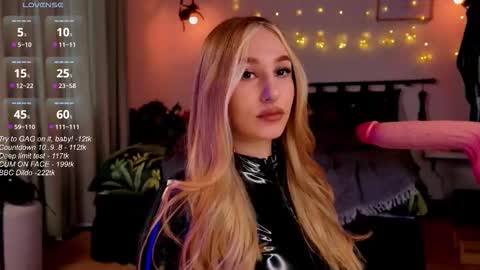 evit_dirty_mind_ online show from February 26, 12:37 pm