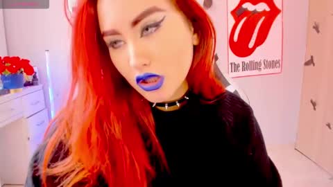 Snapshot of evva_foxxy chatting on February 5, 2:59 pm evva_foxxy online show from February 5, 2:59 pm