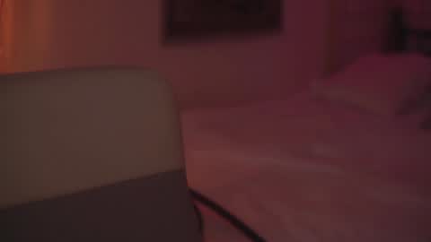 Alyson online show from December 4, 7:12 pm