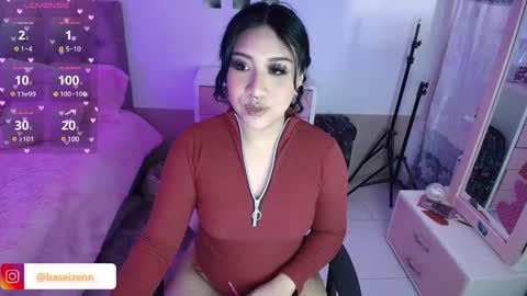 Snapshot of exodiakinky chatting on January 29, 2:42 pm Goddess Exodia please help me reach 100 thumbs up online show from January 29, 2:42 pm