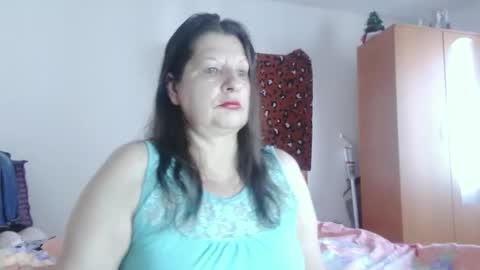 ExtasyMature online show from May 28, 5:27 am