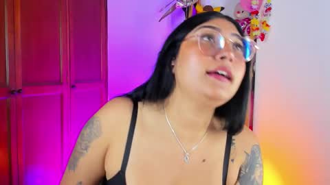 Emily online show from October 28, 9:41 pm