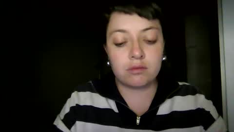 Snapshot of ezlngirl chatting on January 10, 1:10 am Aimee online show from January 10, 1:10 am