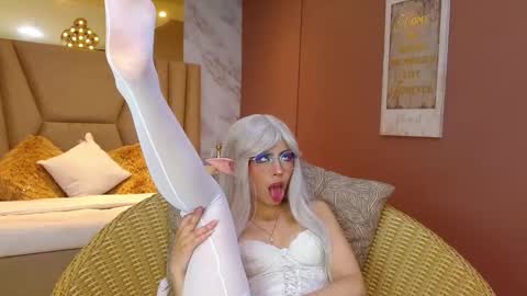 Snapshot of fairy_sweet_ chatting on September 24, 9:14 pm FAIRY online show from September 24, 9:14 pm