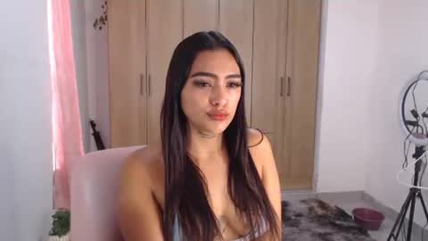 fairylatin online show from February 6, 10:21 pm