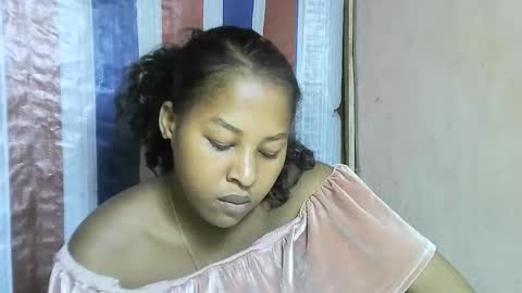 faissane9794 online show from February 28, 10:09 pm