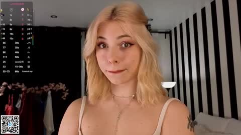 Emilia online show from November 4, 4:28 am