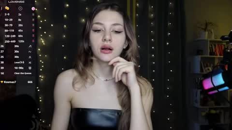 fancymeee online show from March 11, 3:23 pm